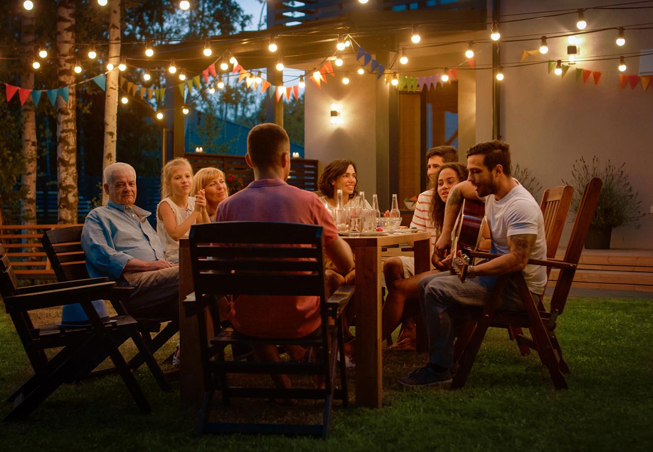 Gartenparty mit Kunstrasenboden