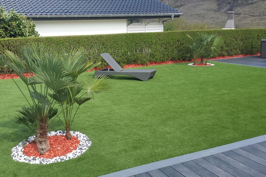 Garten mit Kunstrasen