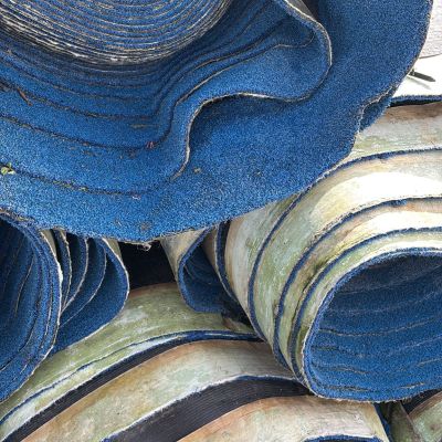 Blauer Hockeykunstrasen