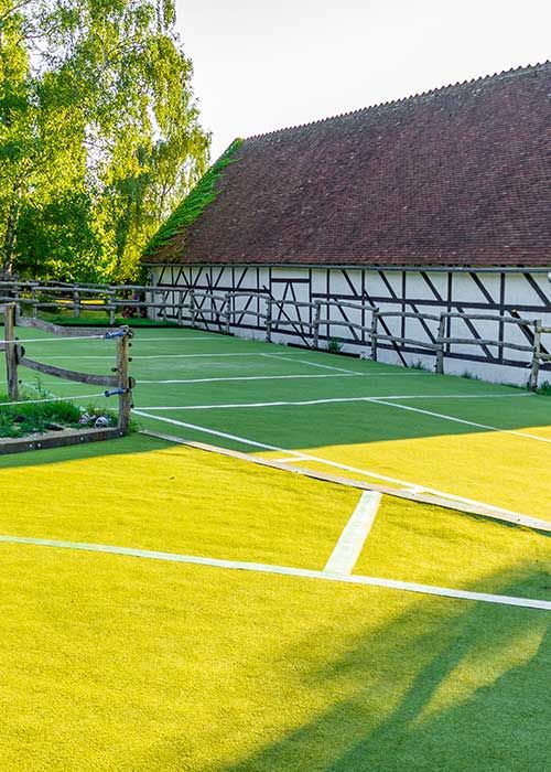 Kunstrasen weg für Pferde